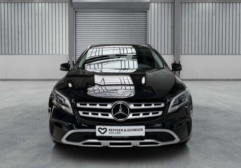 Mercedes-Benz GLA 250, 2018