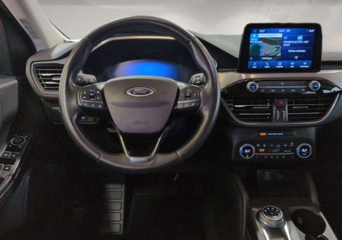 Ford Kuga, 2022