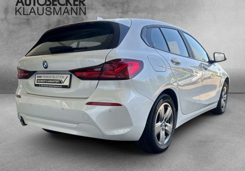 BMW 118, 2021