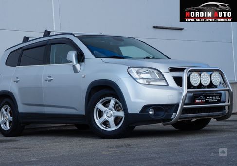 Chevrolet Orlando, 2011