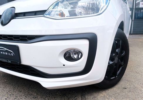 Volkswagen up!, 2024