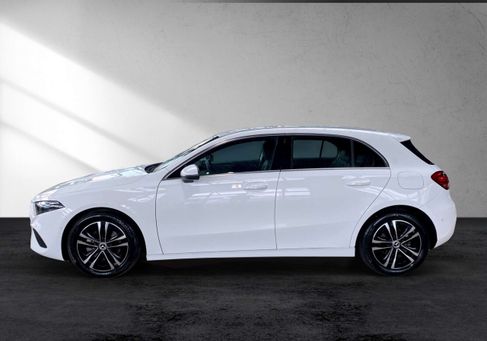 Mercedes-Benz A 200, 2025