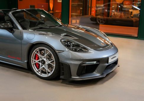 Porsche 718, 2025