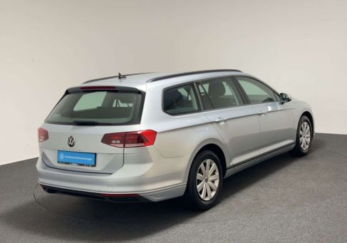 Volkswagen Passat Variant, 2024 3