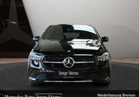 Mercedes-Benz B 220, 2026 3