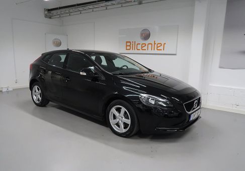 Volvo V40, 2017