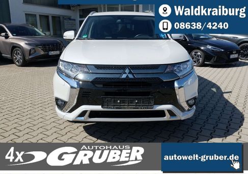 Mitsubishi Outlander, 2021