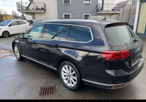 Volkswagen Passat, 2021