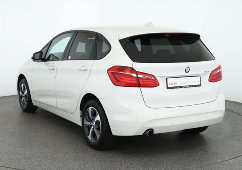 BMW 218, 2018 3