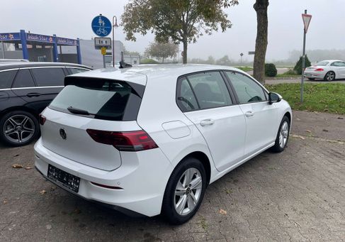 Volkswagen Golf, 2022 3