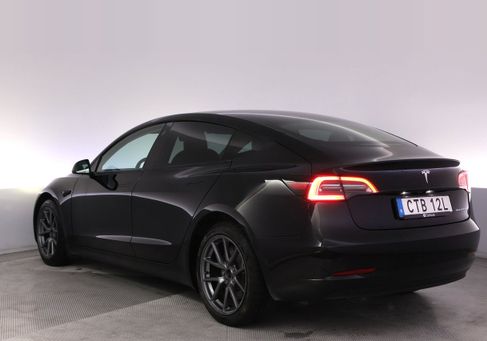 Tesla Model 3, 2023 3