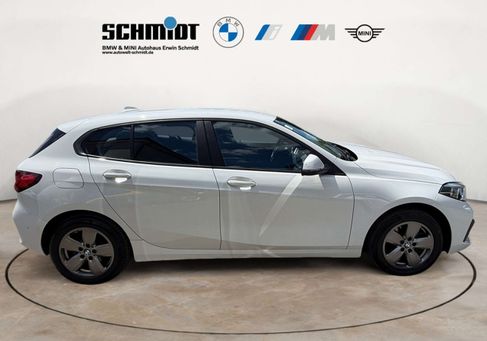 BMW 118, 2023