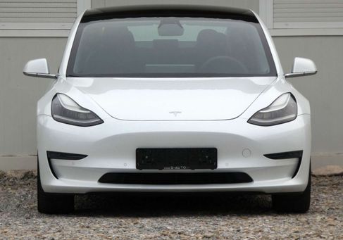 Tesla Model 3, 2019 2