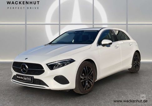 Mercedes-Benz A 200, 2023