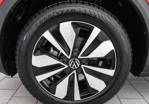 Volkswagen T-Roc, 2025