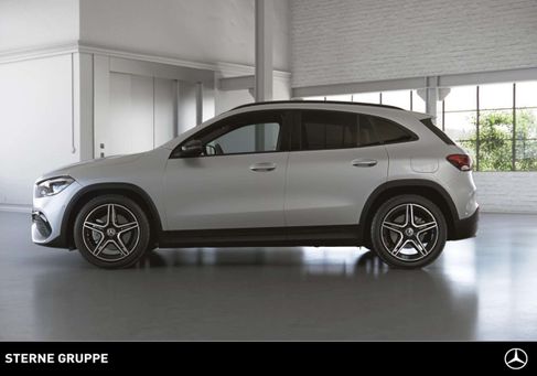 Mercedes-Benz GLA 250, 2022