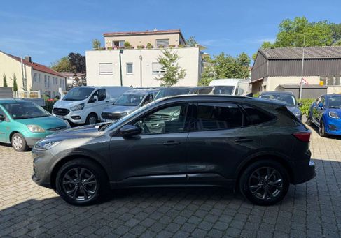 Ford Kuga, 2021