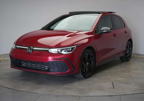 Volkswagen Golf, 2022