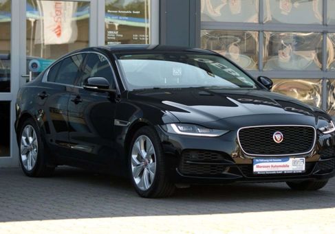 Jaguar XE, 2020