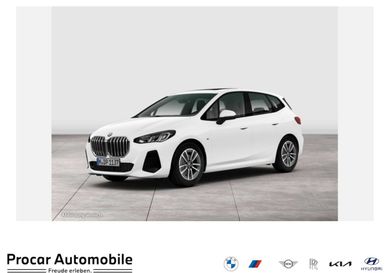 BMW 216, 2023