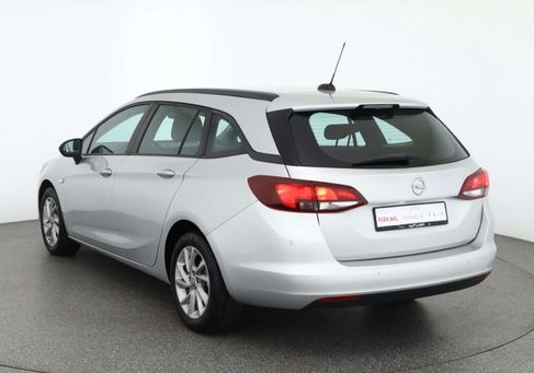 Opel Astra, 2022