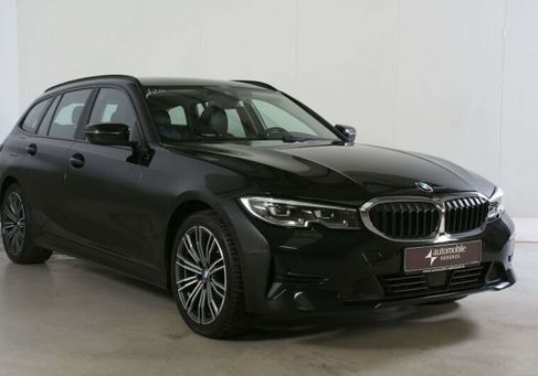BMW 320, 2022 3
