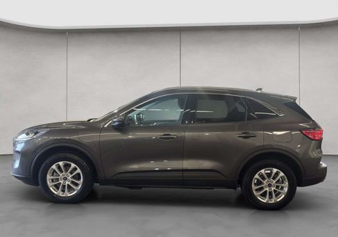 Ford Kuga, 2022
