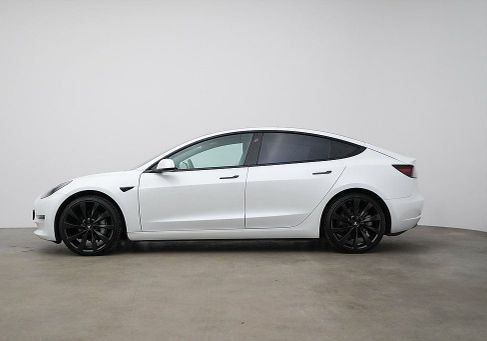 Tesla Model 3, 2021