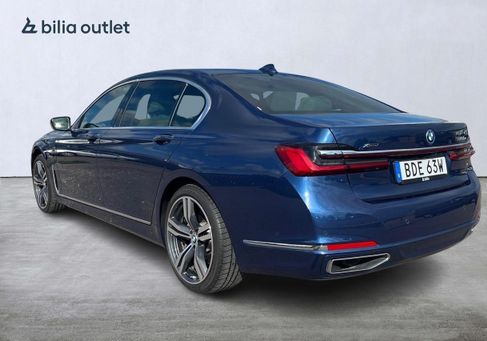 BMW 745, 2022