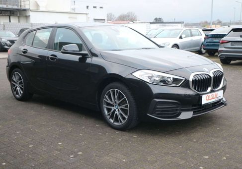 BMW 116, 2022