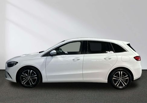 Mercedes-Benz B 220, 2024