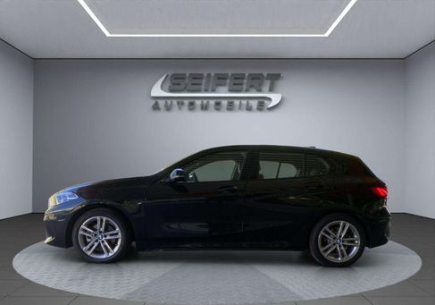 BMW 118, 2024