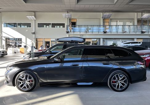 BMW 530, 2026 3