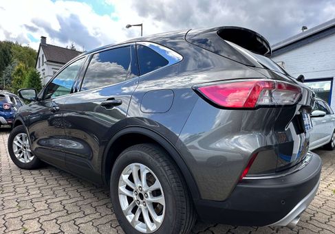 Ford Kuga, 2020