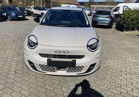 Fiat 600, 2024