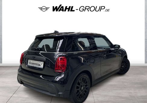 MINI ONE, 2022
