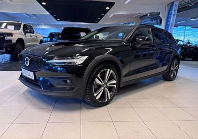 Volvo V60 Cross Country, 2021