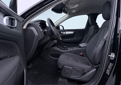 Volvo XC40, 2022 3