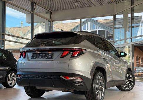 Hyundai Tucson, 2021 3