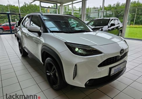 Toyota Yaris Cross, 2024 3