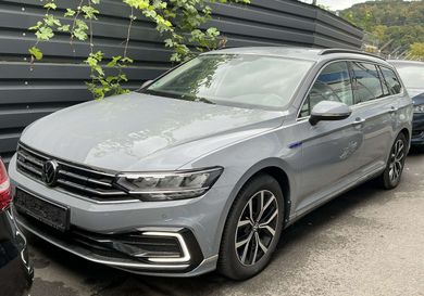 Volkswagen Passat, 2022