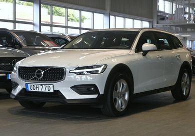 Volvo V60 Cross Country, 2022