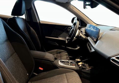 BMW 120, 2026 3