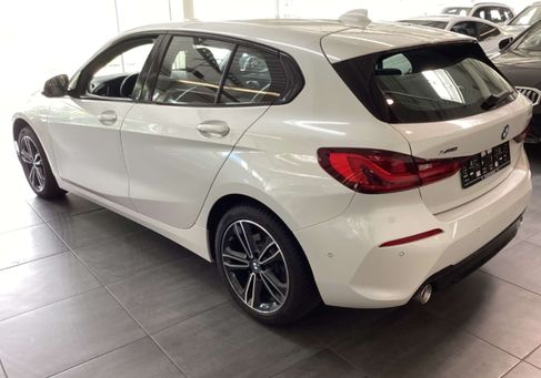 BMW 120, 2021