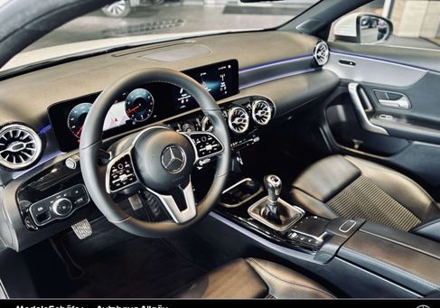 Mercedes-Benz A 180, 2020