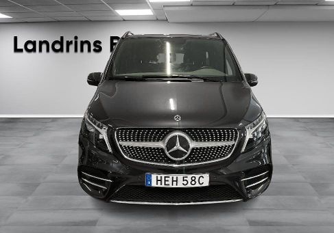 Mercedes-Benz V 300, 2024