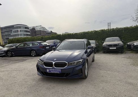 BMW 318, 2022
