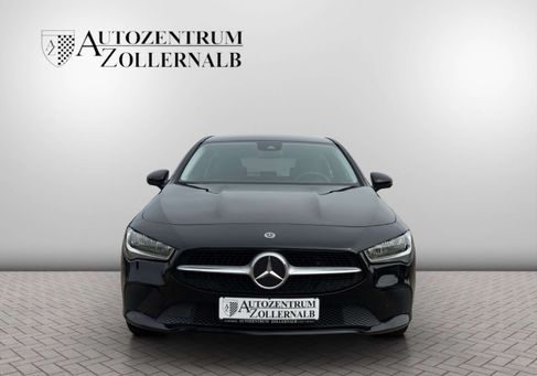 Mercedes-Benz CLA 250, 2022