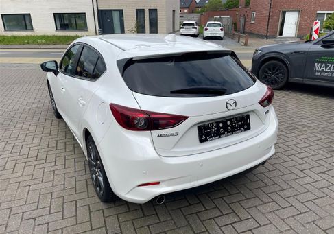 Mazda 3, 2018