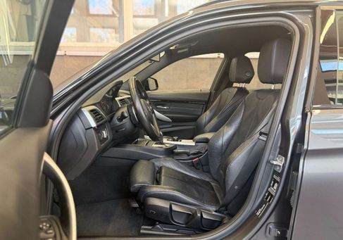 BMW 330, 2018